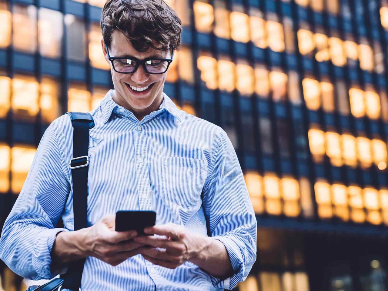 https://remotedesksolutions.com/wp-content/uploads/2020/08/service_03-1280x960.jpg